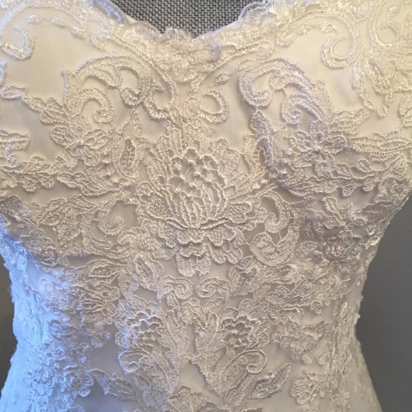 Maggie Sottero Wedding Dress🌻Host Pick🌻 - Picture 5 of 14